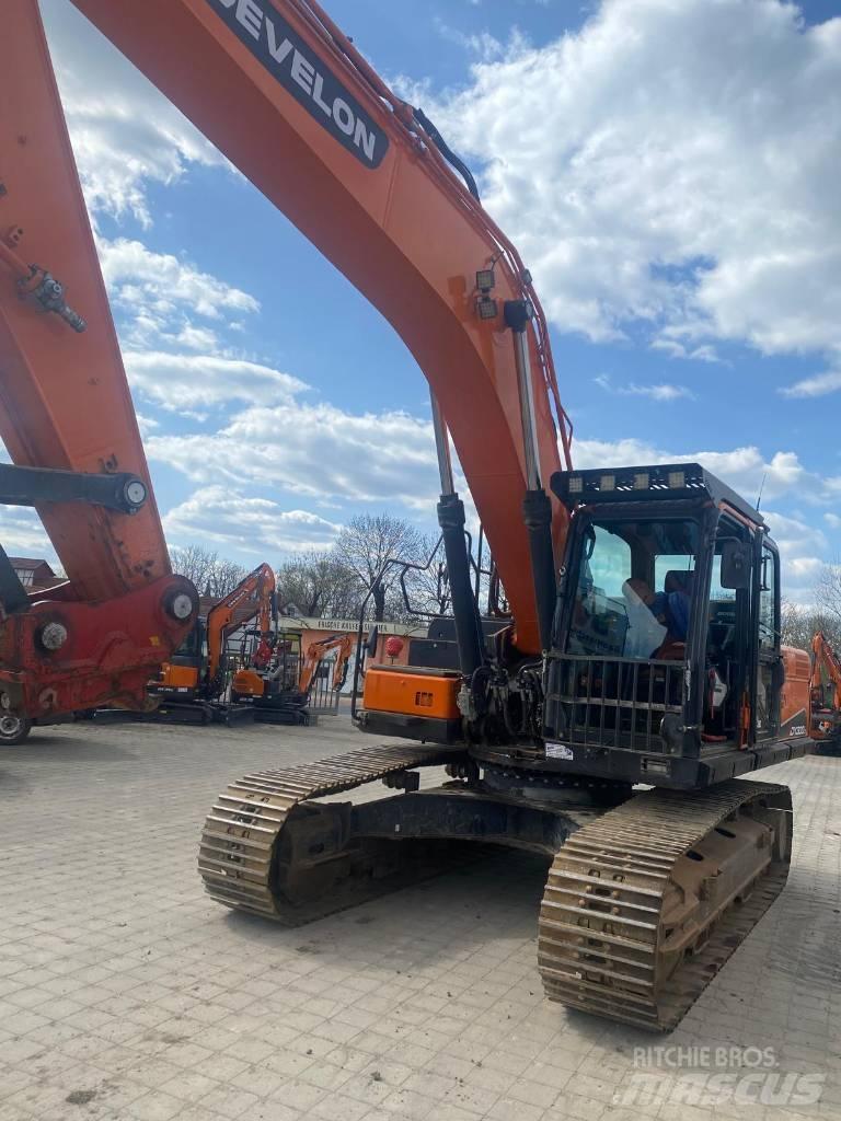 Doosan DX 300 LC-5 履带挖掘机