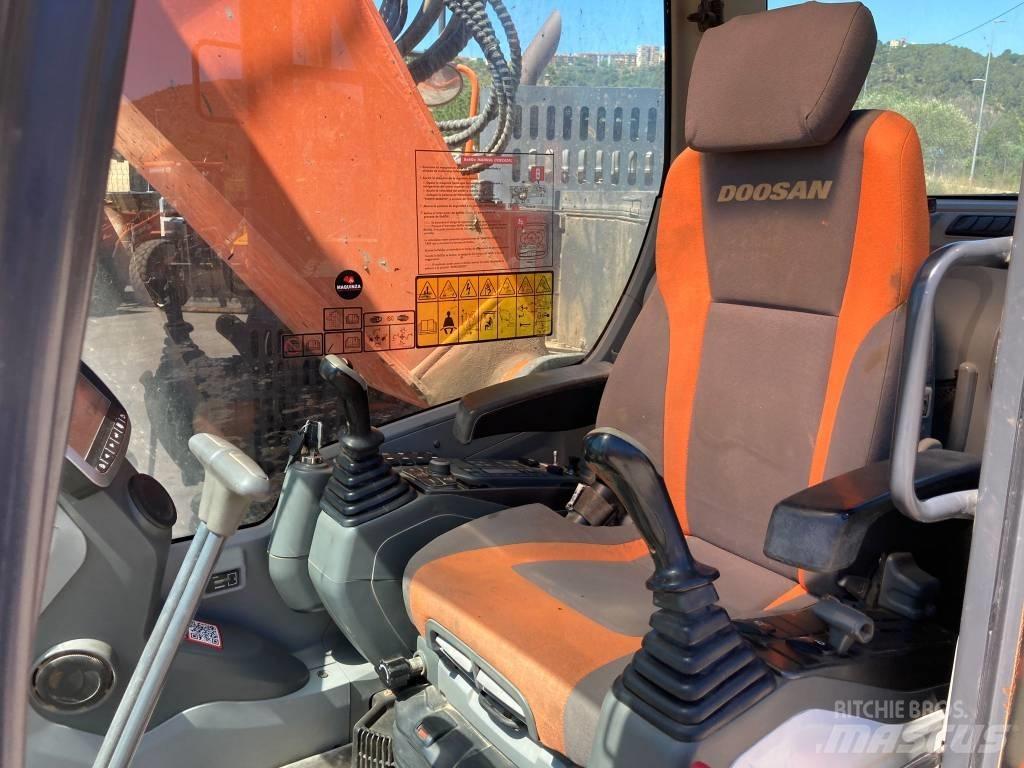 Doosan DX 235 LCR 履带挖掘机