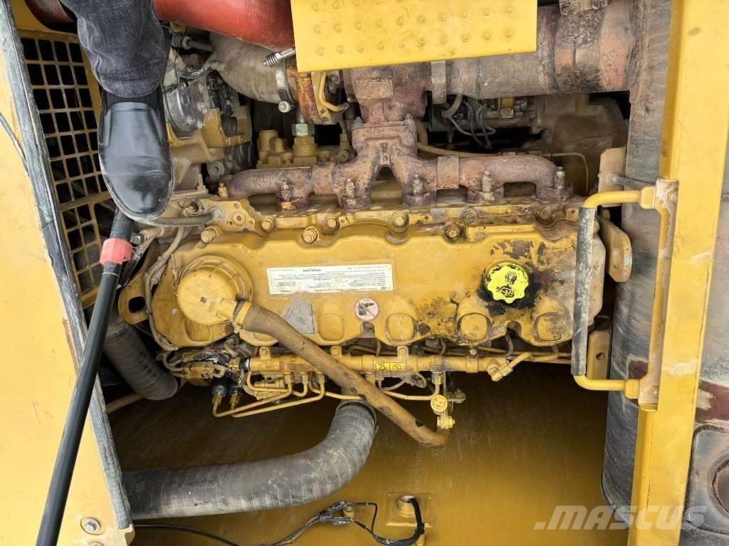 CAT CAT336 中型挖掘机