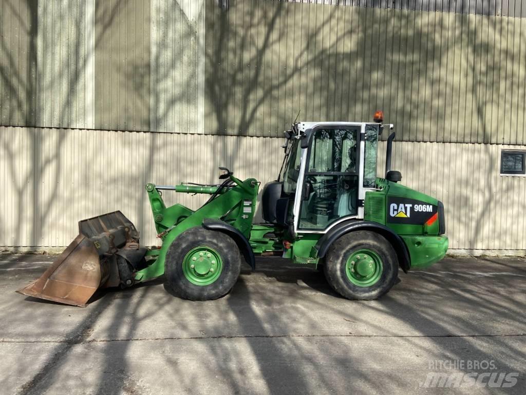 CAT 906M 轮式装载机