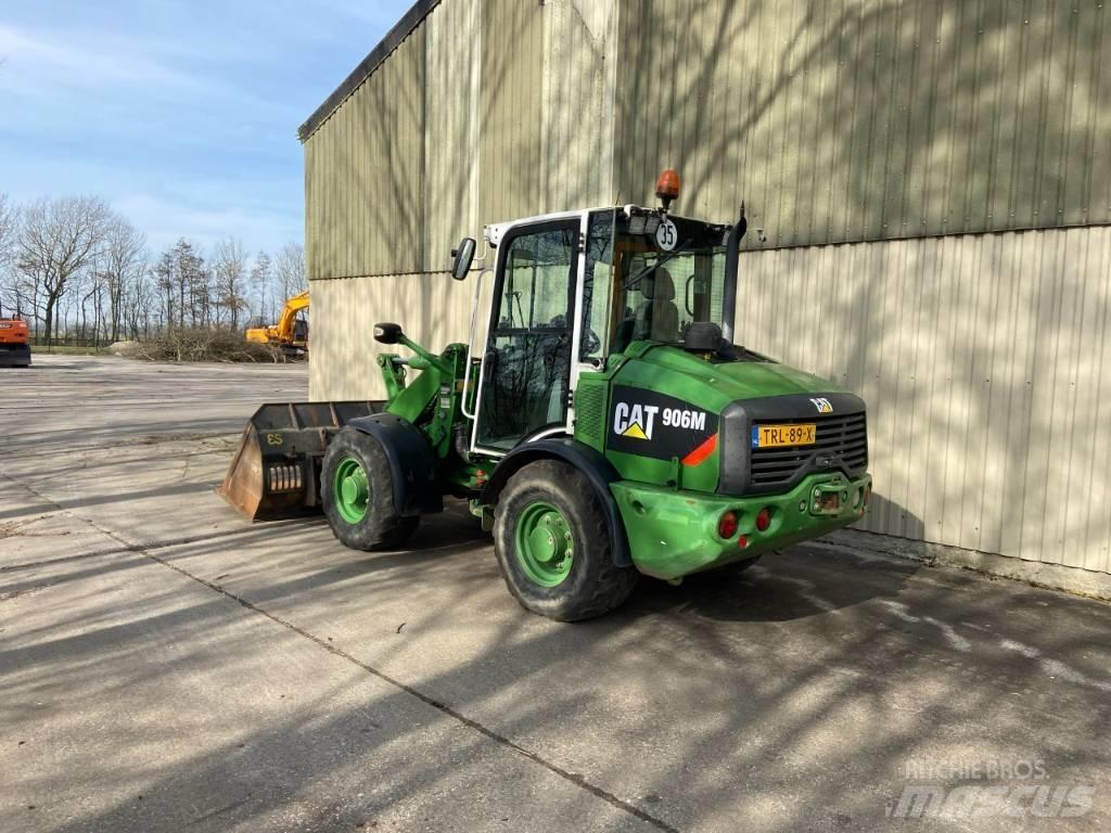 CAT 906M 轮式装载机