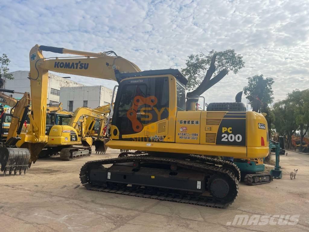 Komatsu PC 200-8 履带挖掘机