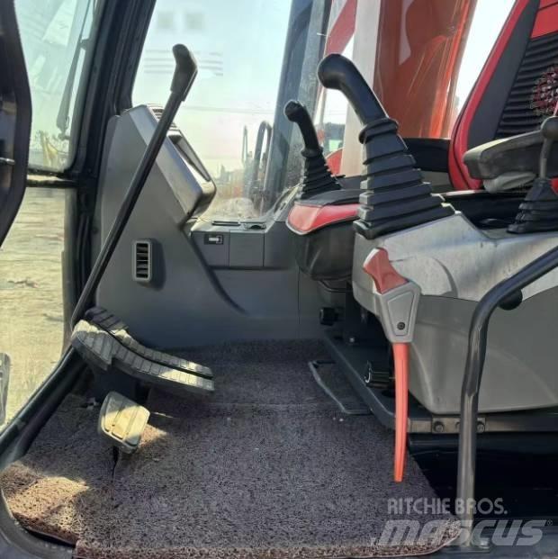 Doosan DX75-9C 中型挖掘机