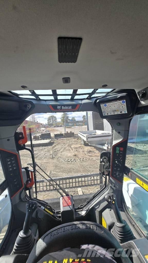 Bobcat S 76 滑移装载机