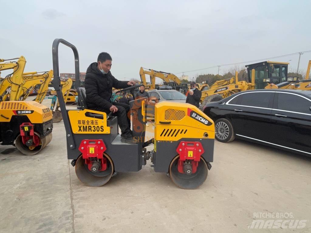 XCMG XMR 30S 双轮压路机