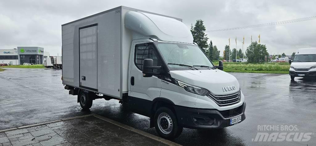 Iveco Daily 35S18A8 商务面包车
