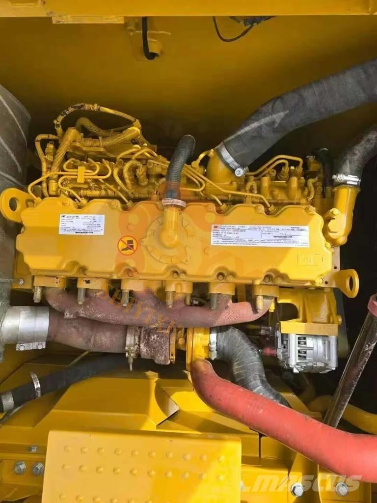 CAT 320NG 履带挖掘机