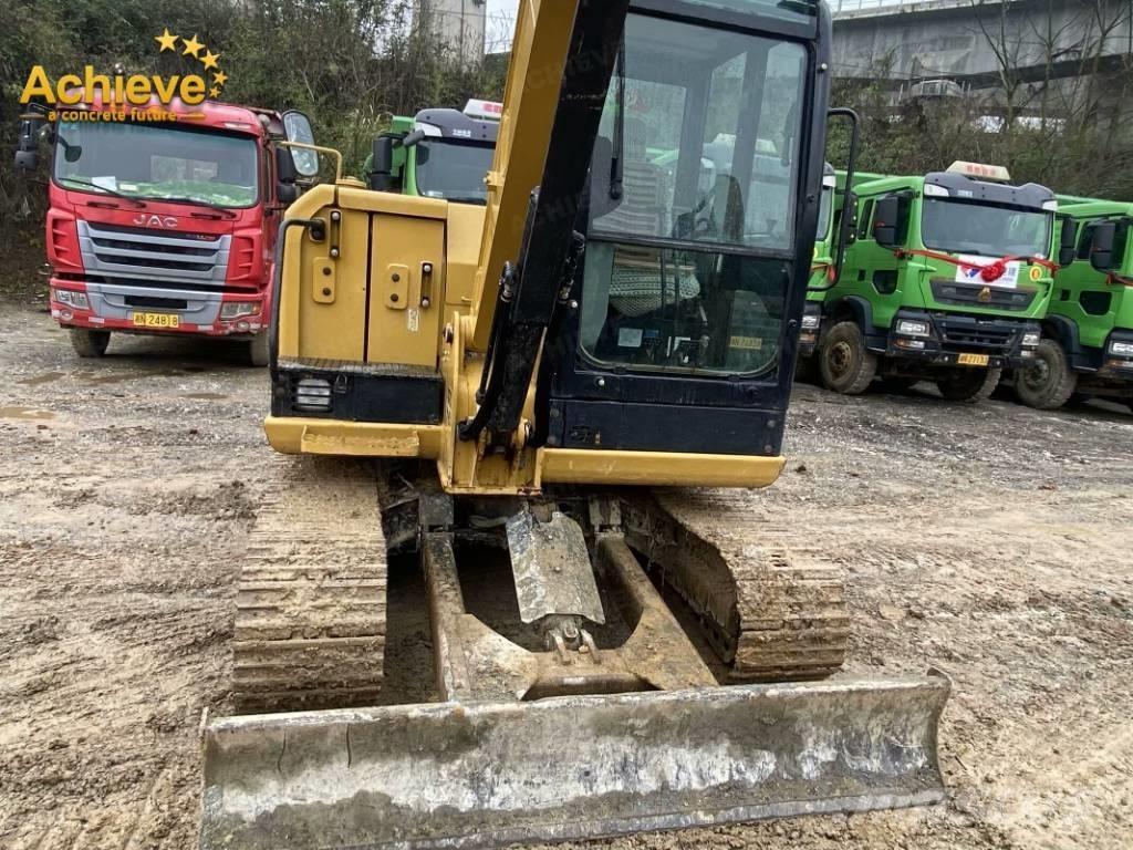 CAT 305.5 E 小型挖掘机