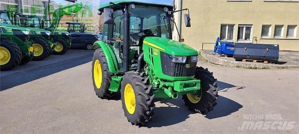 John Deere 5058e 拖拉机/农用车