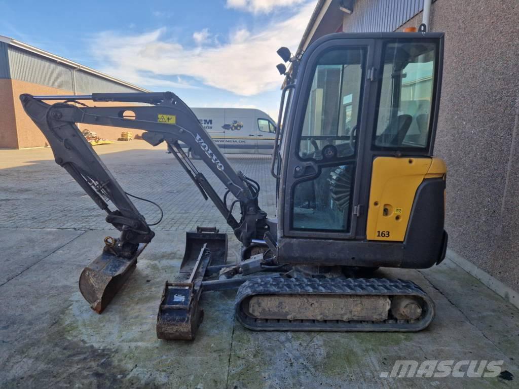 Volvo EC 20 D 小型挖掘机