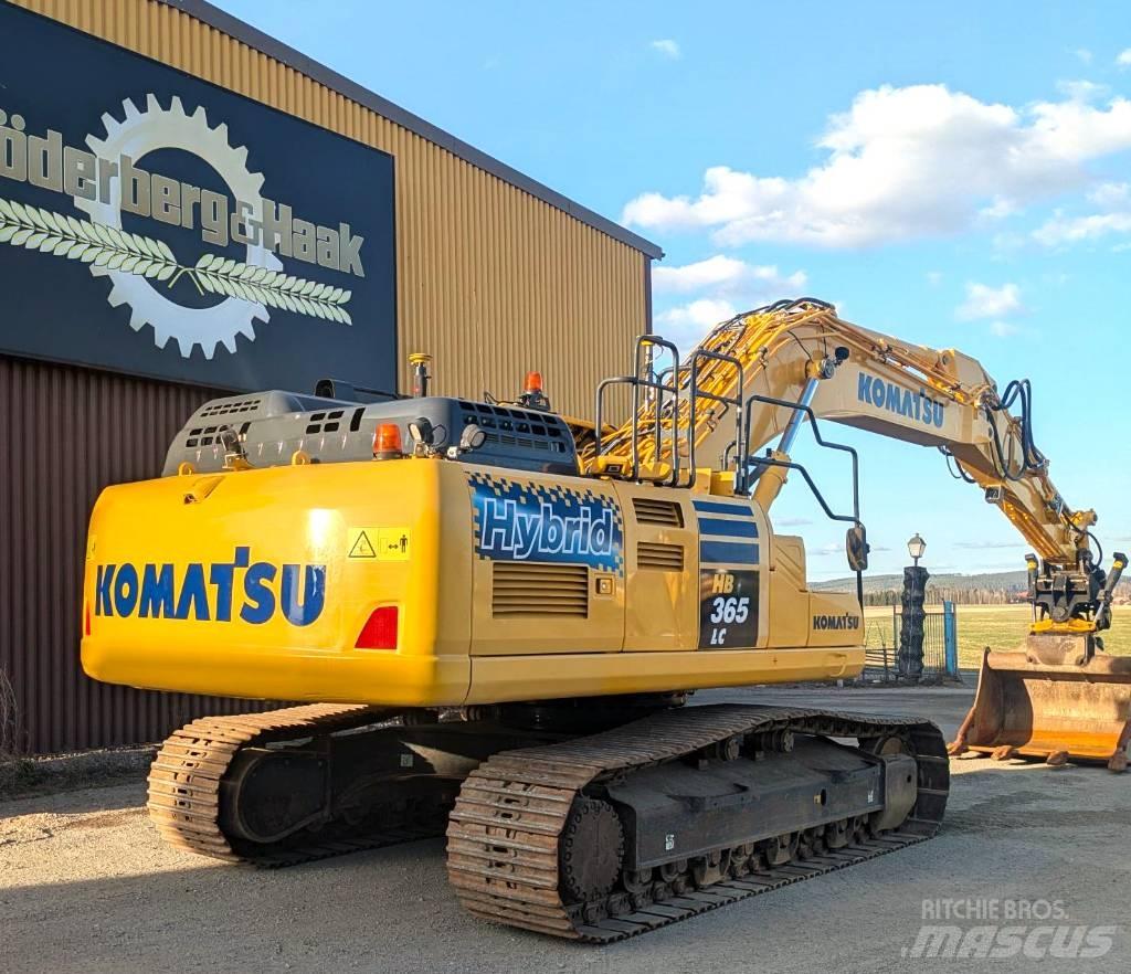 Komatsu HB365LC-3 履带挖掘机