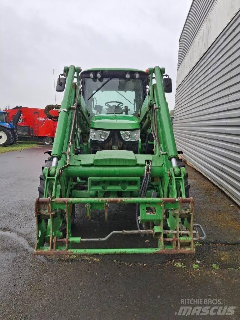 John Deere 6110 拖拉机/农用车