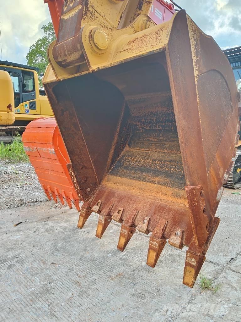 Komatsu PC 400-8 履带挖掘机