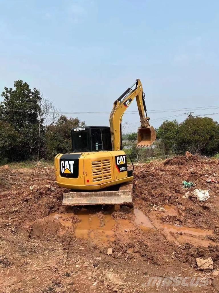 CAT 305.5E 小型挖掘机
