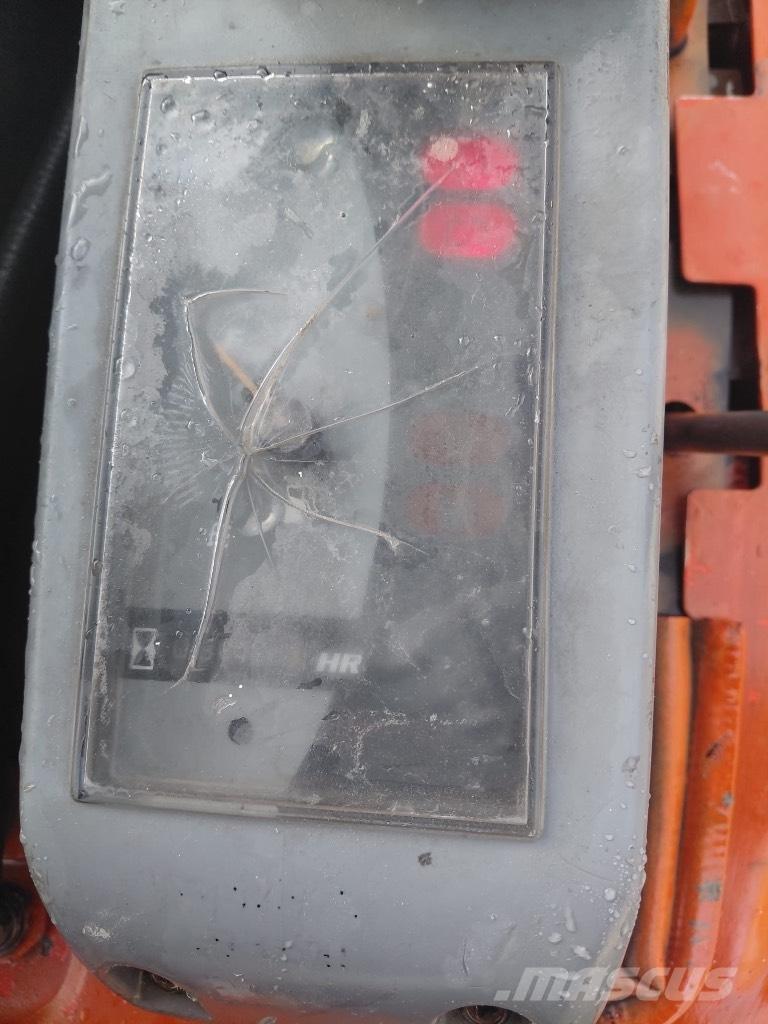 Kubota U 15-3 小型挖掘机