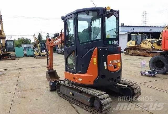 Hitachi 30 小型挖掘机