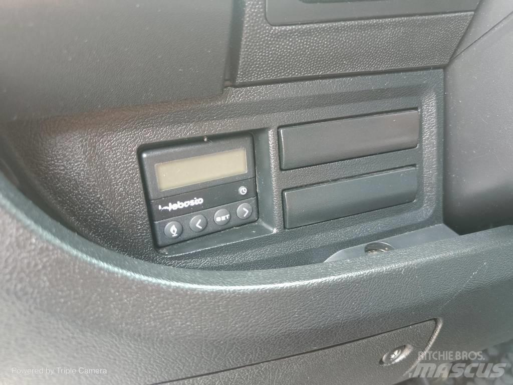 Peugeot Boxer 大型面包车