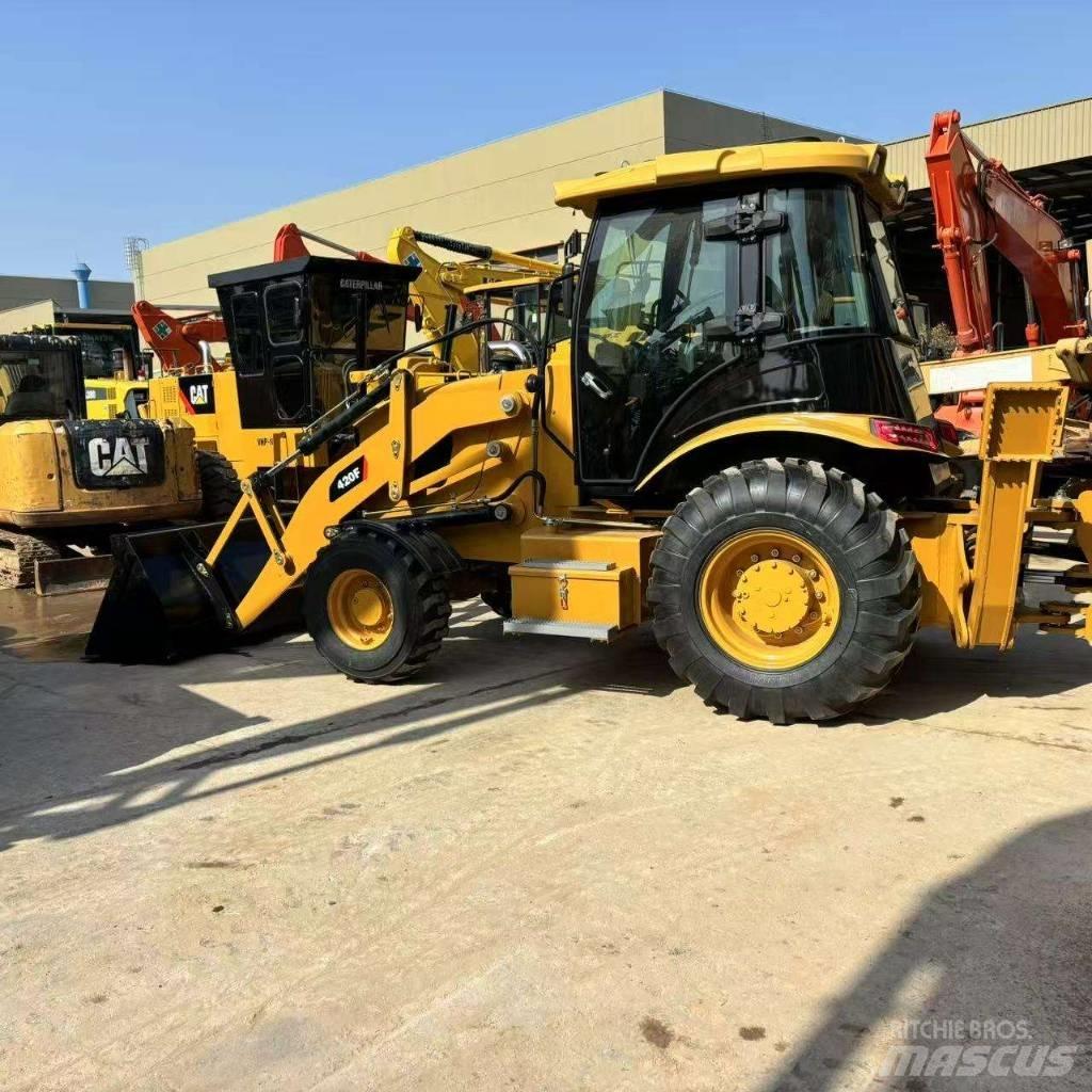 CAT 420 F 反铲装载机