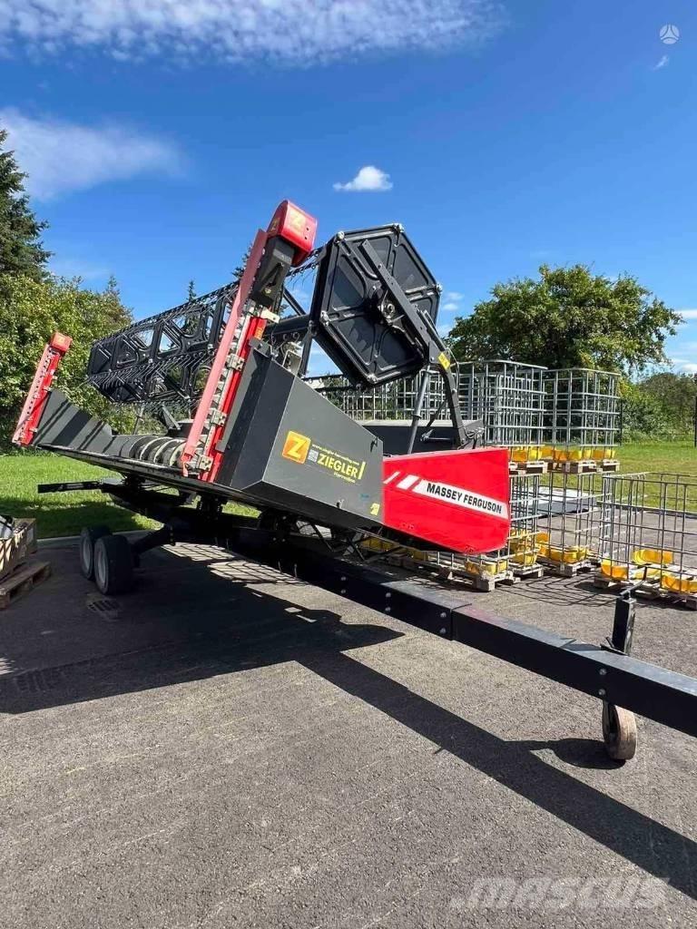 Massey Ferguson 7344 联合收割机