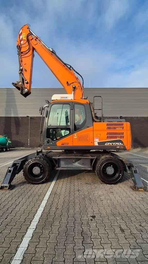 Doosan DX 170W-5 轮式挖掘机