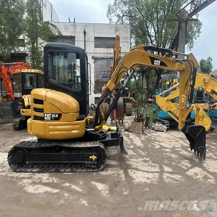 CAT 303.5 E 小型挖掘机