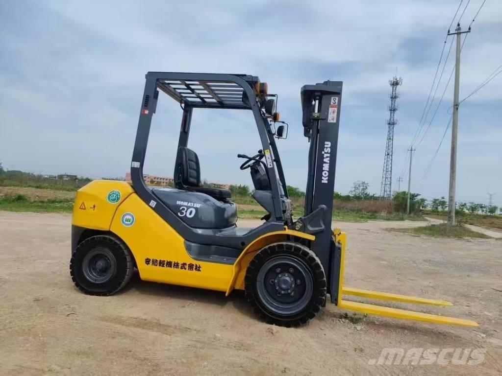 Komatsu 30 柴油叉车