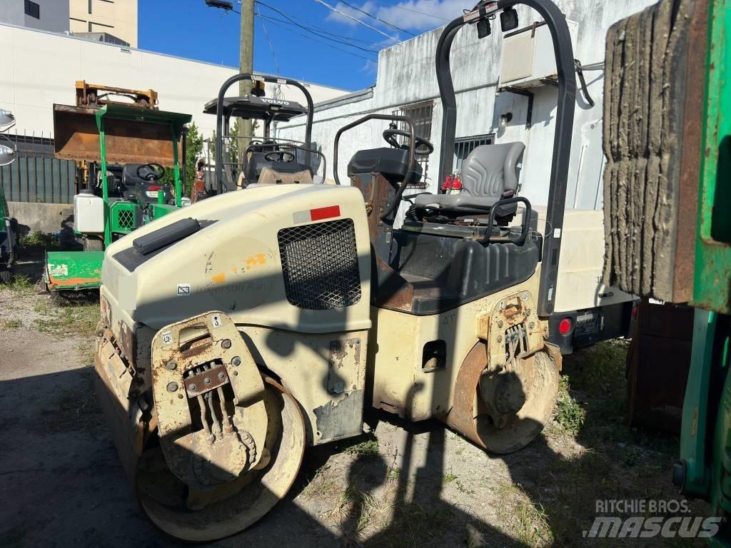 Ingersoll Rand DD 24 双轮压路机