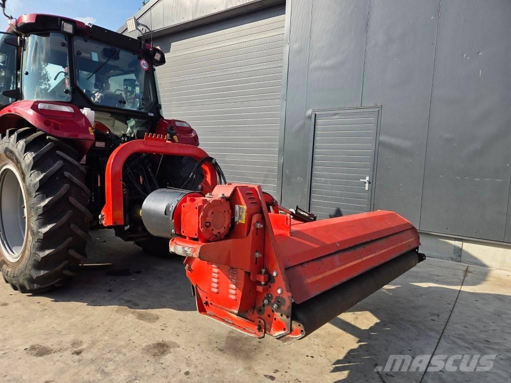 Maschio Giraffa 210 牧场割草机和切顶器