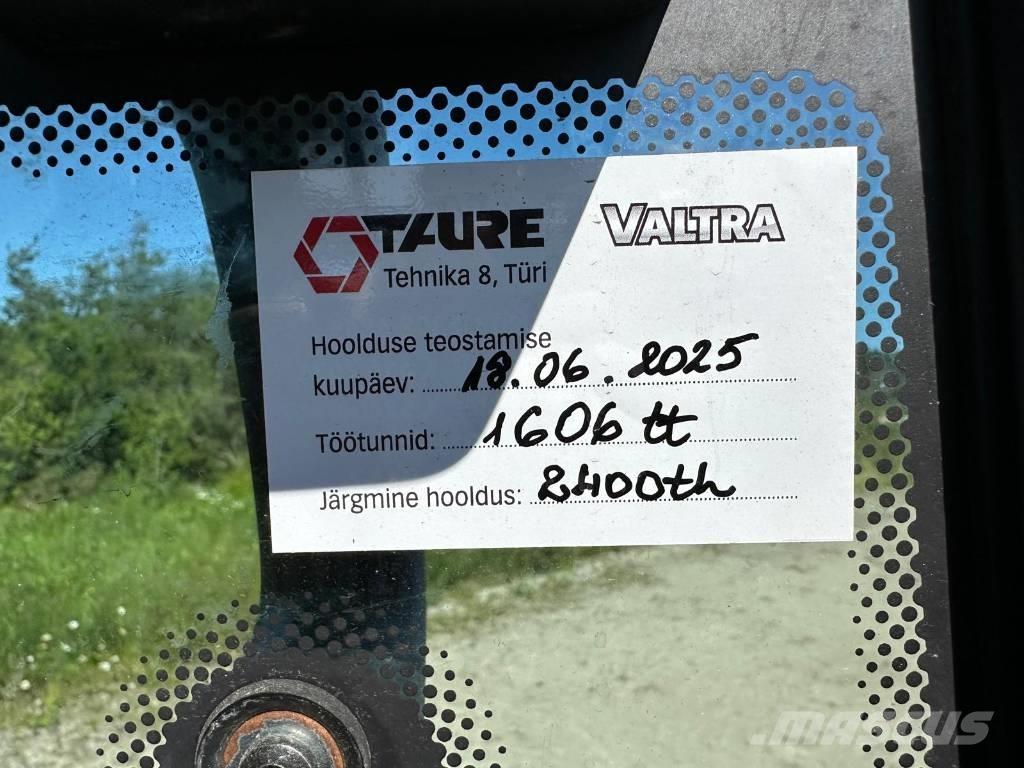 Valtra G 135 Versu 拖拉机/农用车