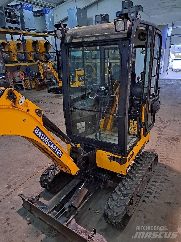 JCB 19 C-1 小型挖掘机