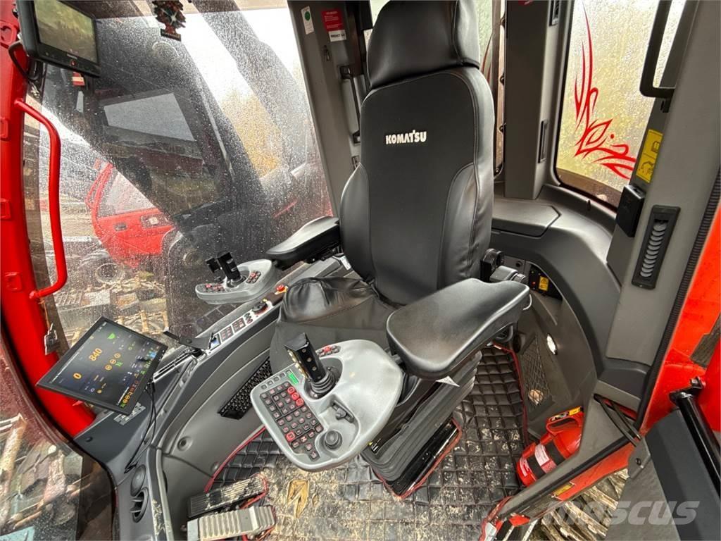 Komatsu 951 收割机