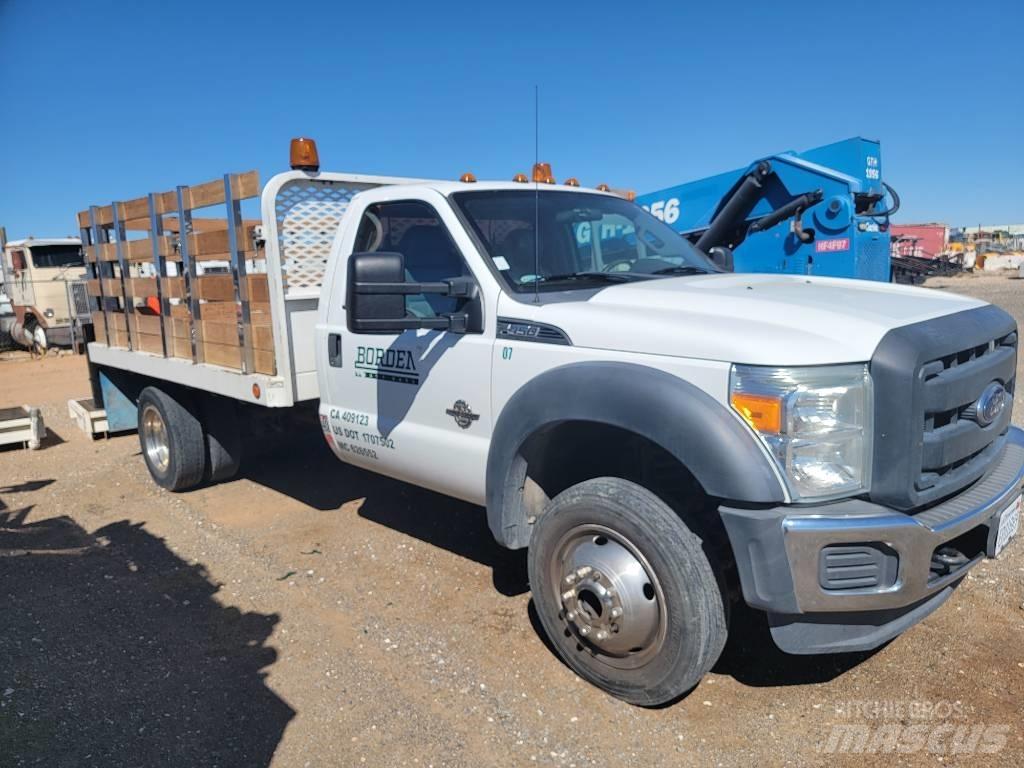 Ford F 450 XL 平板栏板货车