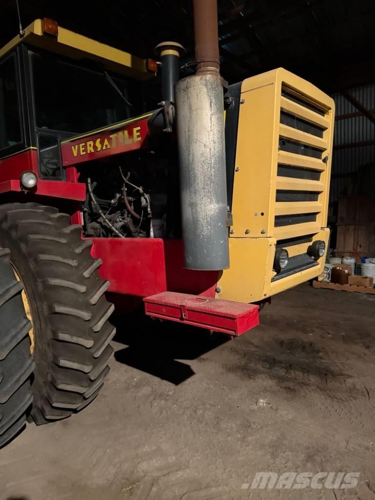 Versatile 835 拖拉机/农用车