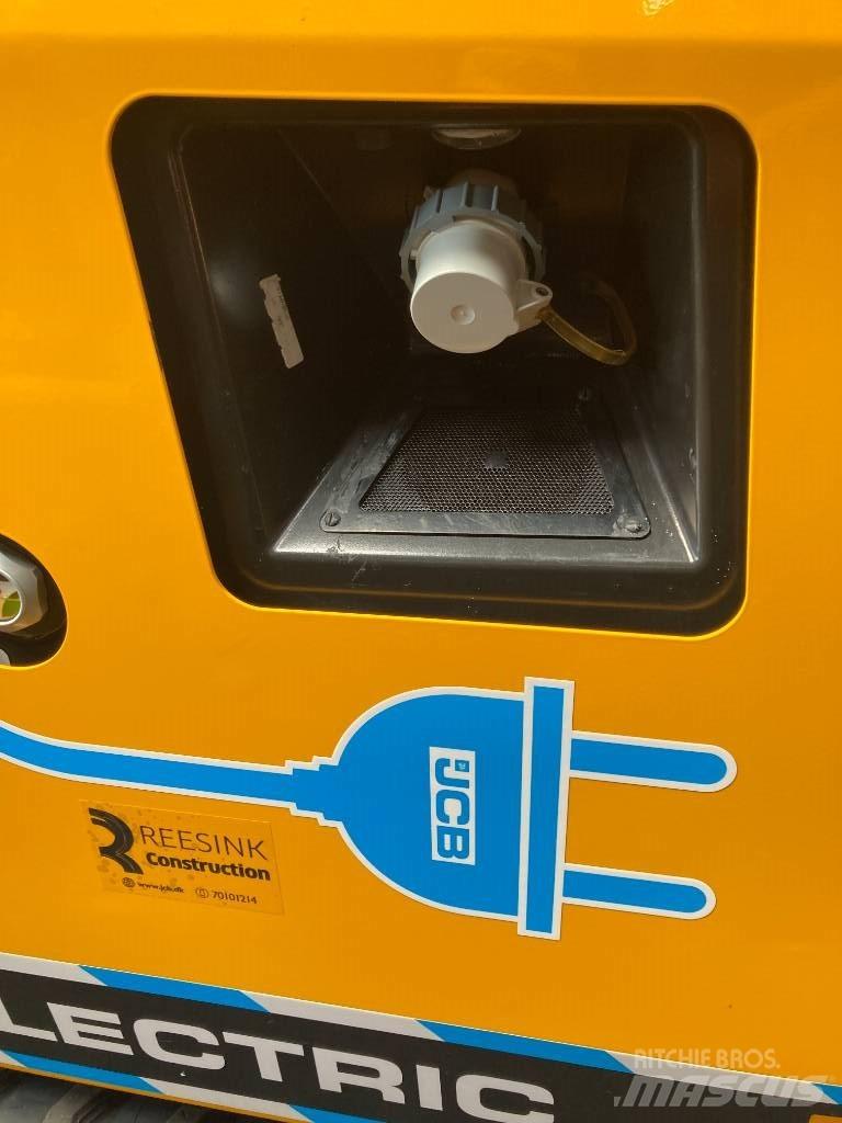JCB 19 Etec 小型挖掘机
