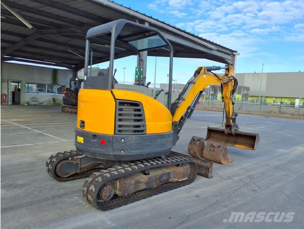 Bobcat E 26 小型挖掘机