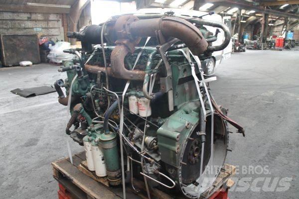 Volvo TD102 KF 发动机