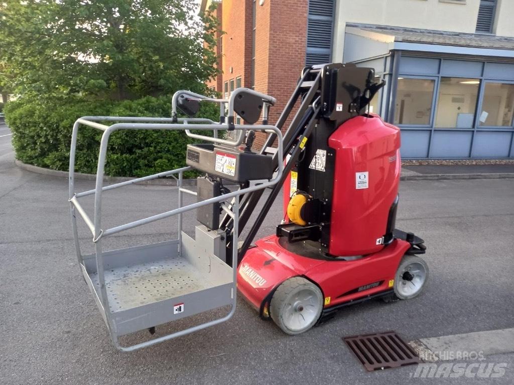 Manitou 100 VJR 客货电梯