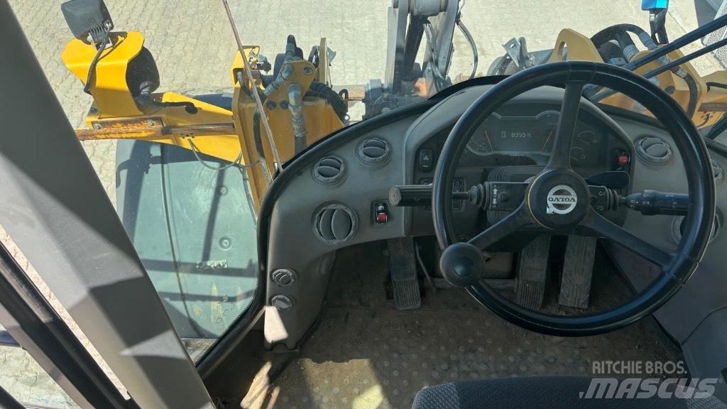 Volvo BM L 70H 轮式装载机
