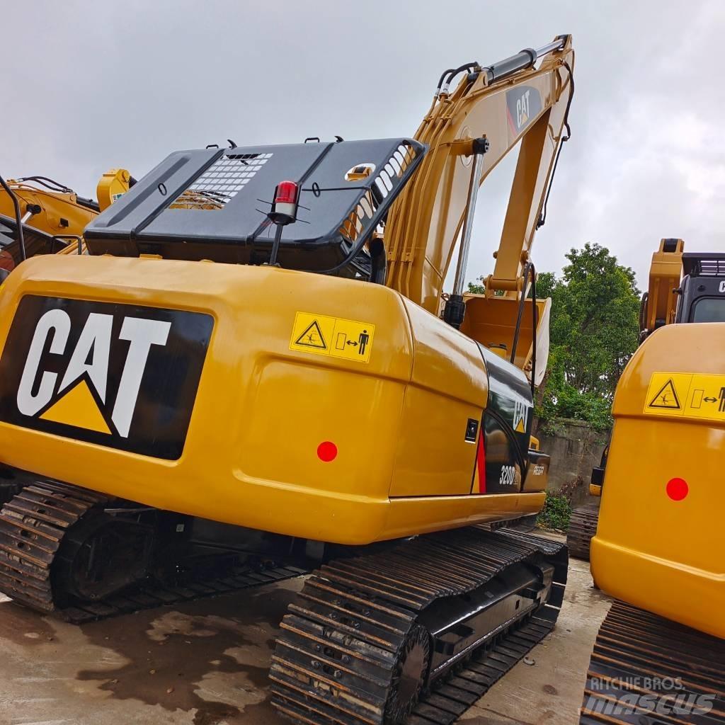 CAT 320 D 履带挖掘机