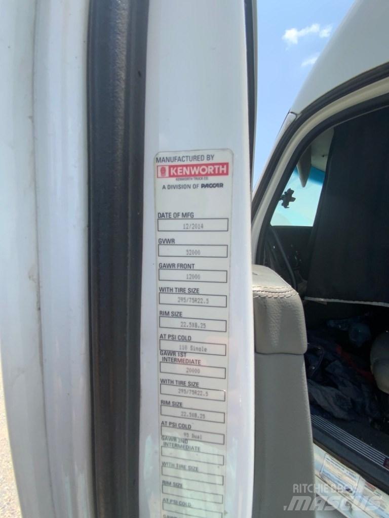 Kenworth T 680 牵引车