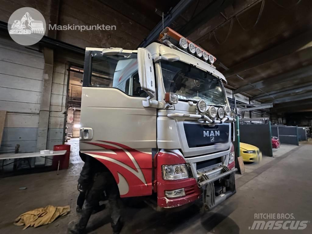 MAN TGX 35.540 工程吊钩车