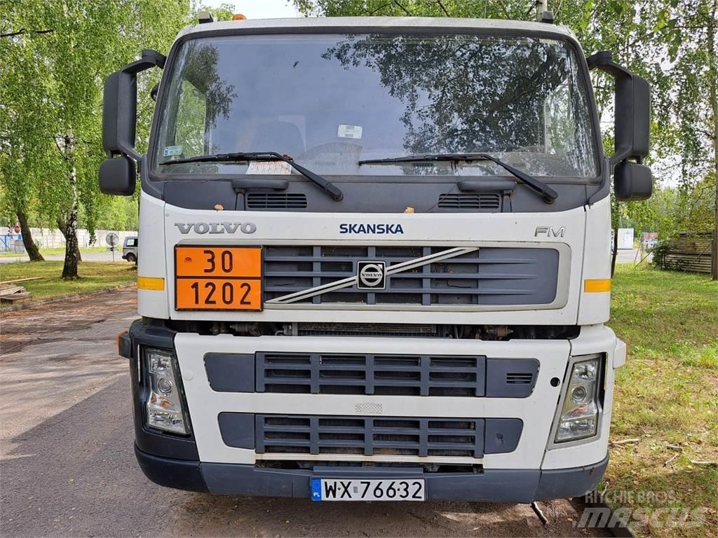 Volvo FM 260 油罐车