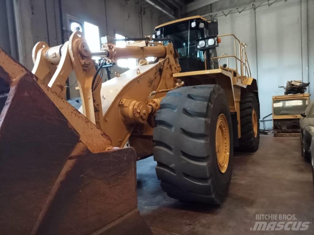 CAT 988H 小型装载机