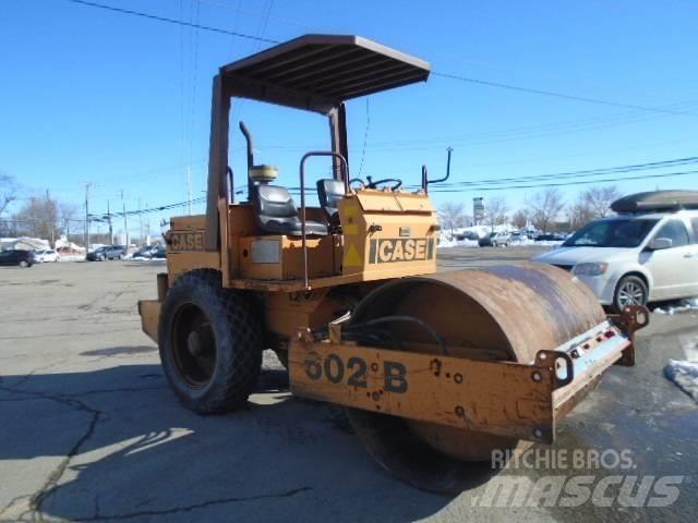 CASE W 602 BD 单轮压路机