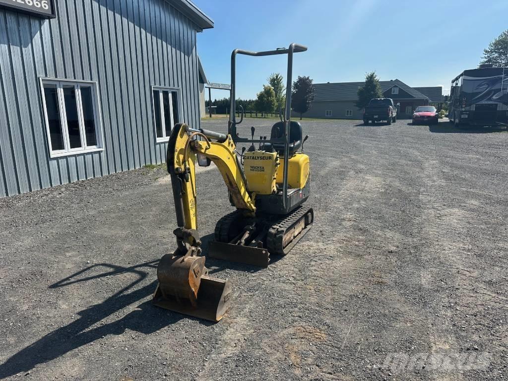 Wacker Neuson 803 小型挖掘机
