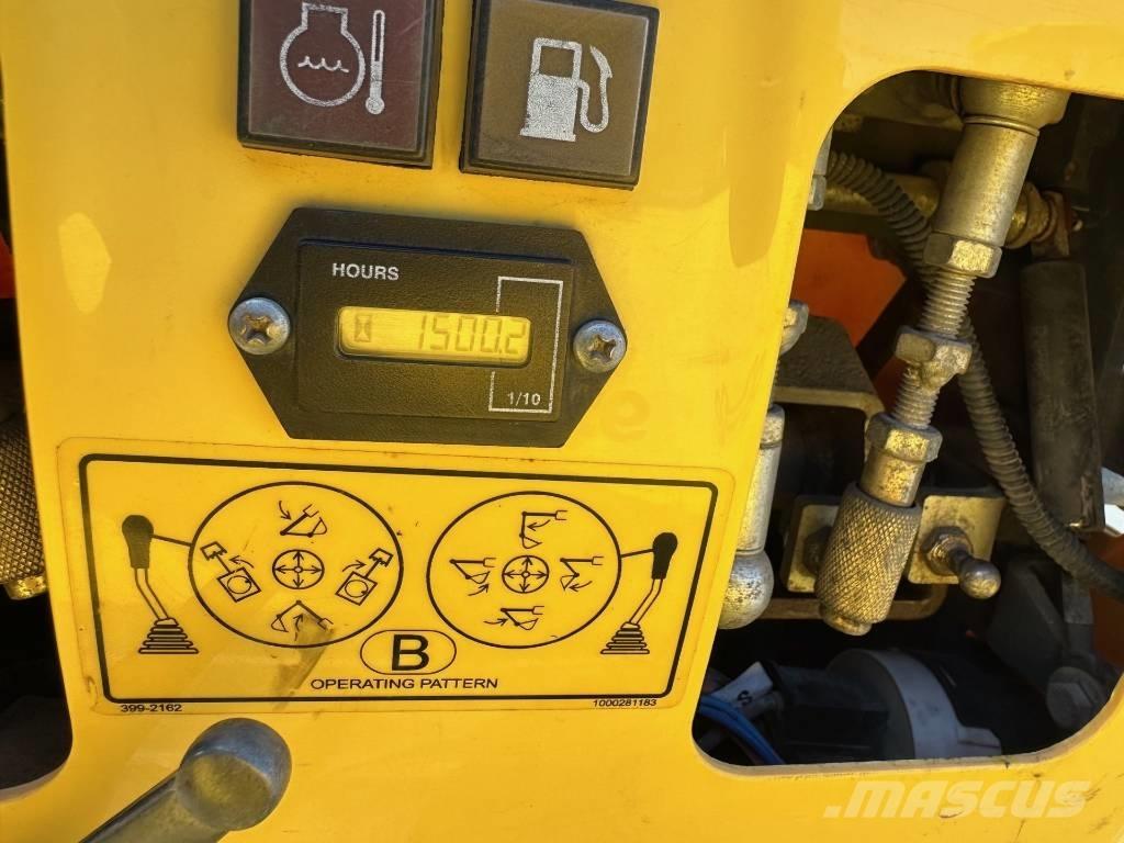 Wacker Neuson 803 小型挖掘机