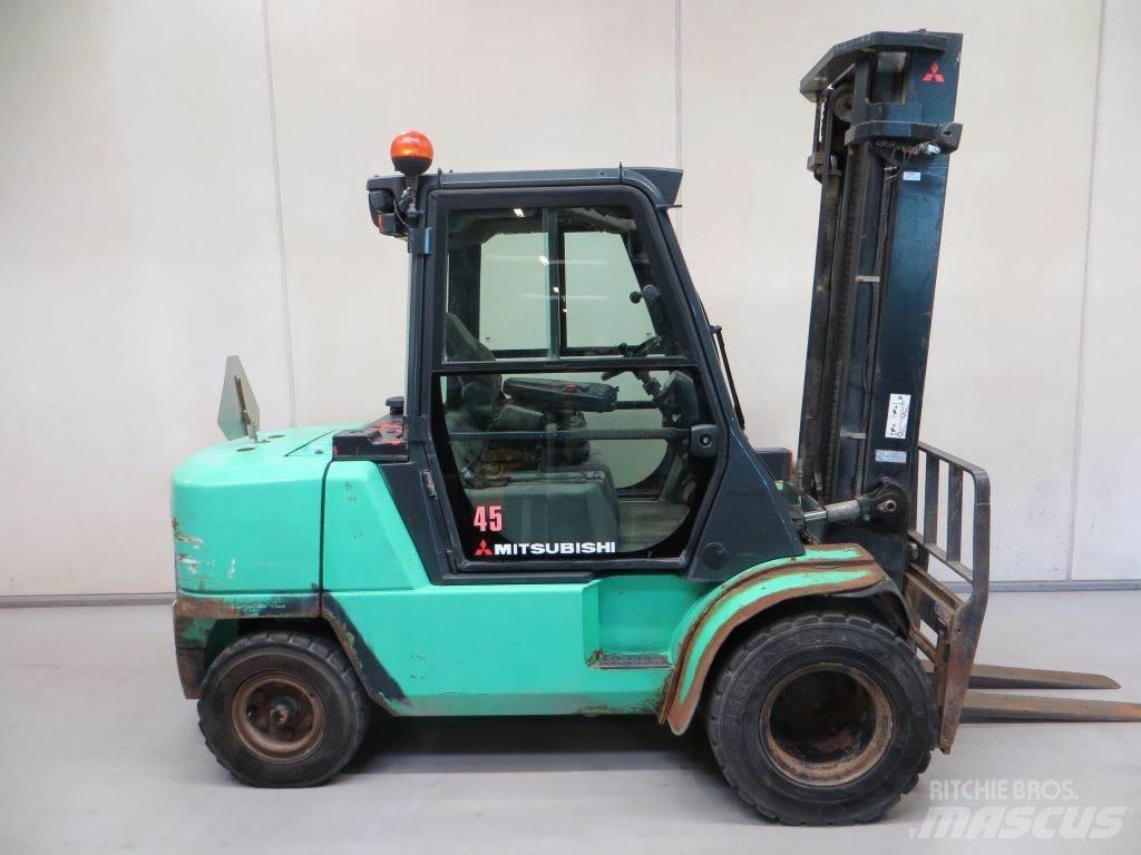 Mitsubishi FD45K 柴油叉车