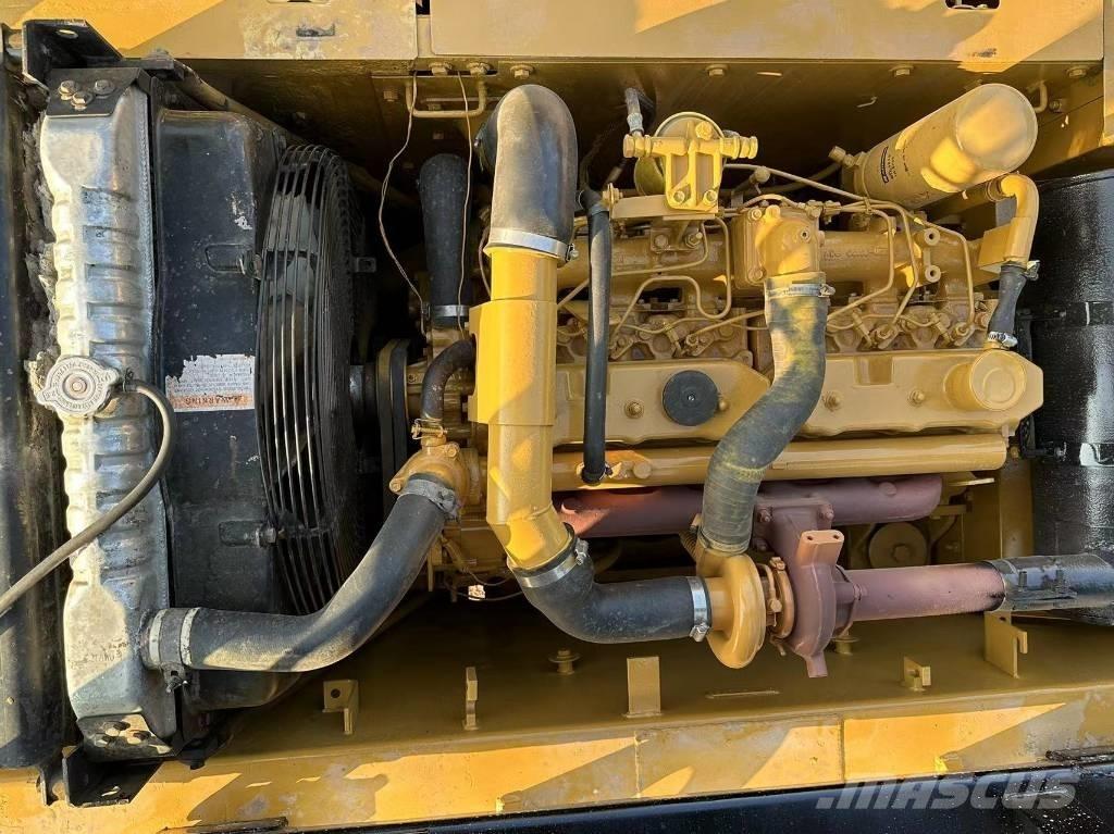 CAT 320B 履带挖掘机