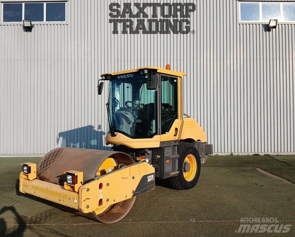 Volvo SD75, Vält 单轮压路机