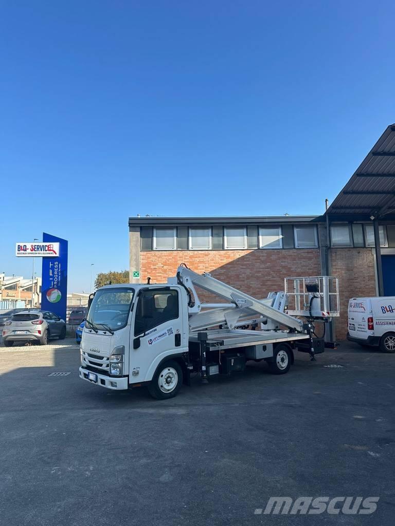 Multitel MX 200 车载式高空作业车